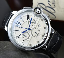 Moda de lujo hombres mujeres globo azul relojes de cuarzo relojes de pulsera masculinos de acero inoxidable marca superior relogio feminino diseño de tanque impermeable reloj de dama reloj para hombre