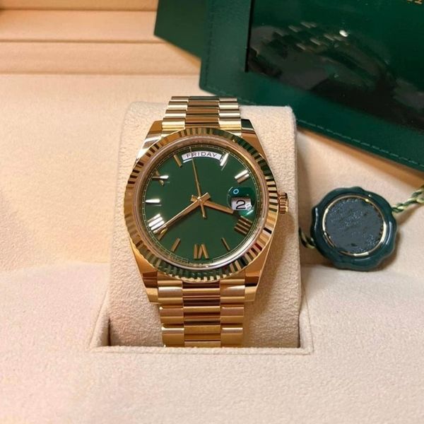 Luxury Fashion Mens Watch 41mm Daydate Ref 228238 Green Cading Top-qualité 18k Gold Innewless Steel Band Automatic Mécanique Wristwatch 264A