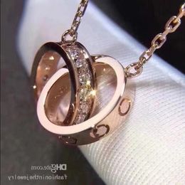 Collar de moda de lujo Joyería de diseñador Fiesta Plata esterlina Anillos dobles Colgante de diamantes Collares de oro rosa para mujeres Vestido de lujo l Bkpe