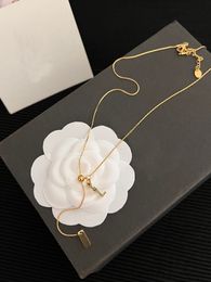 Collier de mode de luxe Designer bijoux lettre réglable pendentif colliers femmes pour anniversaire bijoux cadeau accessoires de fête Y23106