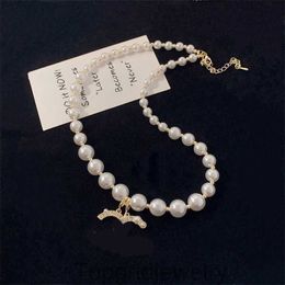 Collier de perle de mode de luxe Bijoux de créateurs de bijoux diamant 18 carats d'or plaquettes pendentif colliers