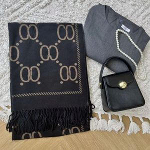 Luxe Mode Écharpe Designer pour Femmes Hiver Cachemire Châles Hommes Classique Foulards Marque Pashmina Vintage Lettre Soie Twilly Châle 238163C3