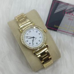 Luxe Mode Carré Femmes Designer Montres Marque Dames Quartz Montre-Bracelet Classique Argent Doré Simple Femme Bande En Acier relogio feminino reloj de lujo avec boîte