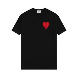 T-shirt Streetwear de style de mode de luxe 23 Printemps Amour Jacquard Broderie Tricoté À Manches Courtes Version Oversize Design pour Hommes T-shirts T-shirts R985