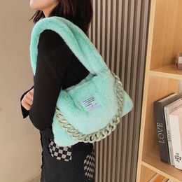 Bandoleras de piel sintética de lujo para mujer, bolsos de felpa de diseñador a la moda, cadena de colores caramelo, bolso de mano pequeño y suave para las axilas, invierno 2024