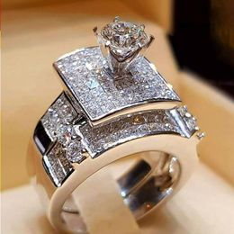 Luxury Femelle Big Ring Set Fashion 925 Silver Love Bridal Promest Engagement Anneau de diamant vintage pour femmes RXOSR