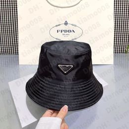 Luxury Fisherman's Brim Caps Diseñador de sombreros Pra Dda Renylon Bucket Sombrero de verano Sunshade Casual Sun Gaanie para hombres Mujeres de alta calidad
