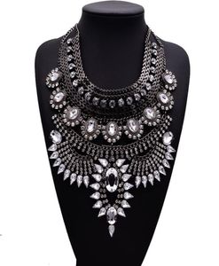 Collar de cristal de babero de flores de lujo Collar de cuello boho para mujeres Joyería de disfraces Regalo de Navidad 1 PC 4 Colors1095714