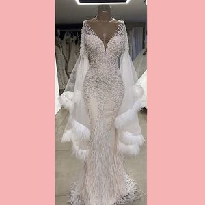 Robes de soirée formelles de luxe Plume à manches longues Sirène Sirène Robes de fête 2020 Couture en V-col