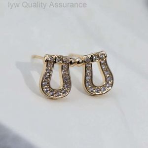 Luxe Feds oorrangontwerper oorbel voor vrouw charm earring hoge versie vgold f huis volledige diamant hoefijzer oorbellen met wang qians hetzelfde lichte luxe modeset