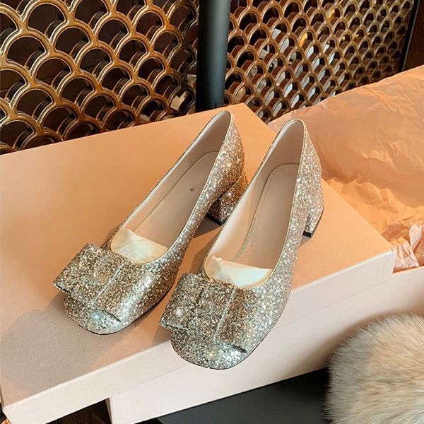 Sandales de luxe à diamants complets avec nœud à tête carrée et talon épais après tête de chignon vide Mary Jane chaussures à talons courts pour femme avec diamants scintillants et chaussures de soirée