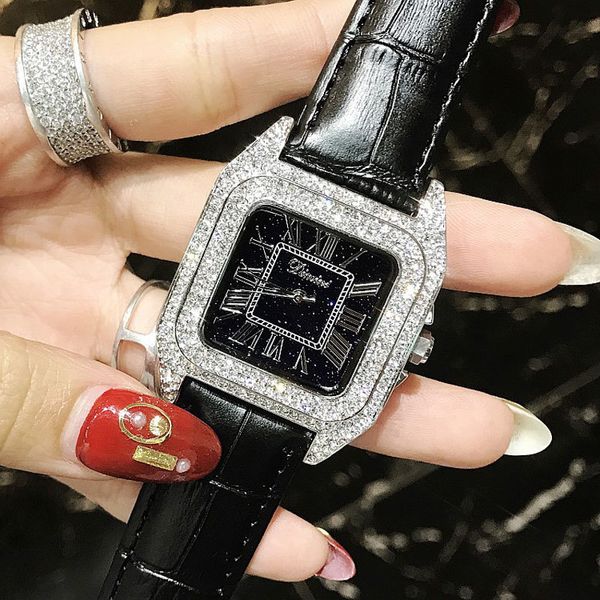 Lujo Full Diamond Mujeres Relojes Cuadrados Moda para mujer Correa de cuero Rhinestone Reloj de cuarzo Cristal de plata Reloj femenino Nuevo Y19062402