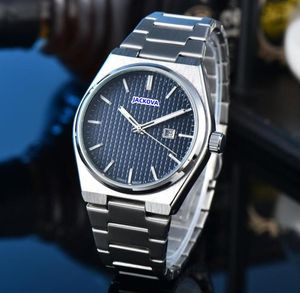 Luxe volledig roestvrijstalen horloges Outdoor chronograaf quartz batterij Heren Drie steken Lijn Skeleton Dial Horloges Super heldere waterdichte armband