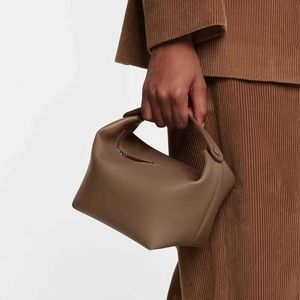 Luxury authentique conception à main 2024 sac à main en cuir à déjeuner premium nouveau boîte Bento Row Small Sacs à main