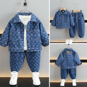 Luxe meisjeskledingontwerper Boys -tracksuit klassieke merk Kleding Kleding Kinderkleding Hoge kwaliteit Pak Fashion Suit A1