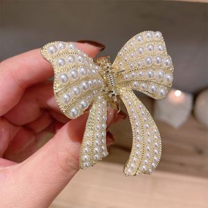 Luxury Girls Hair Clips Hairpins Metal Butterfly Rignestone Small Crab pour femmes 4,5 cm