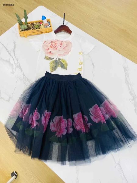 Chándales de lujo para niñas, trajes de vestir de diseñador para niños, talla 90-150, camiseta con cuello redondo y falda larga de encaje con estampado de flores, 20 de diciembre