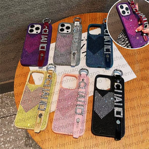 Étui de téléphone de luxe à paillettes pour iPhone 15 Pro Max, Apple iPhone 14 Pro Max, 13, 15 Plus, dragonne, cristal 3D, strass étincelant, diamant C, étuis pour femmes