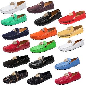 Chaussures d'affaires en cuir verni brillant de luxe Top Designer anti-dérapant hommes chaussures pour femmes noir blanc mocassins mocassins chaussure de conduite décontracté plat hommes chaussures habillées