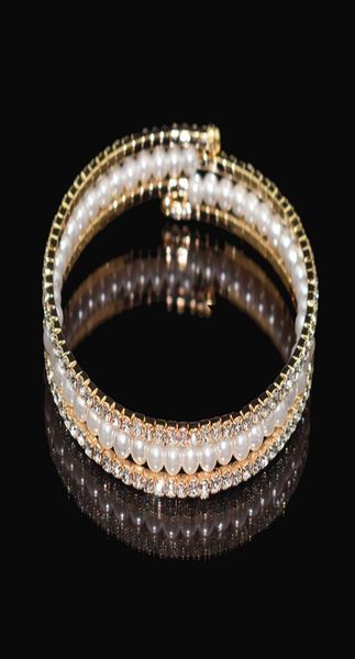 Pulsera nupcial de perlas de imitación chapadas en oro de lujo, brazalete elástico árabe de 3 filas con diamantes de imitación para mujer, joyería para fiesta de graduación por la noche, Acce4124361