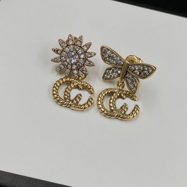 Pendientes de botón de oro de lujo Diseñador para mujer Pendientes de aro Joyas Pendientes colgantes de época Pendientes de mariposa de libélula de flor de diamante Compromiso de regalo