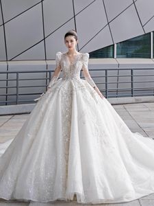 Luxe magnifique une ligne robes de mariée col en V princesse royale avec dentelle appliques robe de mariée vestido de novia