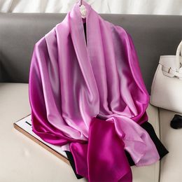 Luxury gradient Silk Scarf Damesmerk Solid Femme Shawls Wraps Bandana Head Foulard Fashion Lady Hijab Wedding Poncho 240430