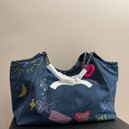 Luxe Graffiti Denim Grande Capacité Designer Fourre-tout Sac Marque Française Mode Femmes Sac À Bandoulière Sac À Main De Haute Qualité Double Lettre Plus Sacs À Provisions Sac Sous Les Bras