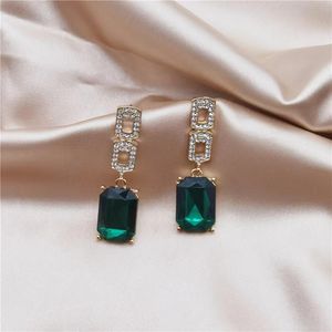 Pendientes colgantes cuadrados de cristal verde de lujo para mujer 2023, joyería coreana de moda, pendientes inusuales para fiesta de boda y chica Sexy