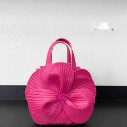 Bolso de lujo francés 3d flower cubo banquete pétalo celebridad damas novia cesta de la mano de la mano sosteniendo la bolsa pequeña