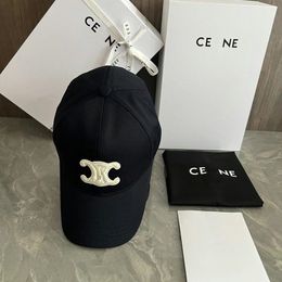 Luxe hoed canvas cap ontwerper mannen dames honkbal zon gemonteerde hoeden brief zomer snapback sunshade sport borduurwerk strand cap582