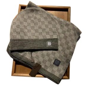 Chapeau de luxe écharpe ensemble pour hommes femmes mode nouvelle haute qualité hiver trois pièces et twinset casquettes châle chapeaux de créateurs écharpes gants laine bonnet écharpes