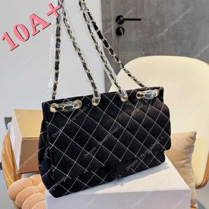 Bolso de diseñador de alta moda de lujo Calidad Vintage Capacidad Cadena Señoras Grandes Bolsas de solapa de hombro Denim Crossbody Diseñadores acolchados Bolsos de mujer