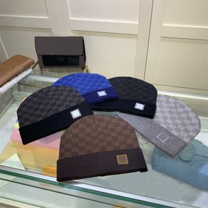 Chapeau de luxe de haute qualité pour bonnets hommes femmes casquette de lettre brodée casquettes de conception d'hiver châle chapeaux de créateurs foulards bonnet de laine casquettes d'emballage