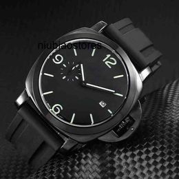 Luxury High Watch Quality Watch Múltiples hombres más vendidos Time Zone Sports Watches Cronograph Silver Strap Mens Military K5uk