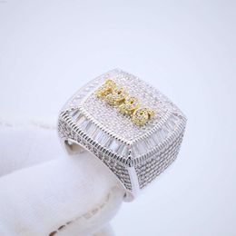 Luxury Hip Hop Gold plaqué de lettres plaquées pour hommes Iced Out 925 Silver Moissanite Ring Men Custom Wholesale