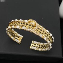 Luxe évider bracelet doré femmes mode manchette designer demi-cercle bracelets pierres précieuses diamant bracelets mode coeurs ouverts manchette filetage corde bracelet