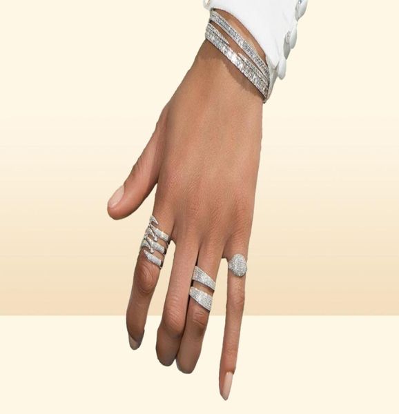Configuración de pulsera de patrón hueco de lujo 5a CZ Bangle de compromiso de oro blanco para mujeres Accesorios de regalos de boda2188542