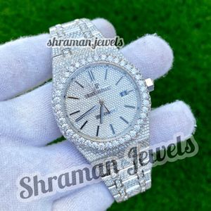 Luxe glacé Hip Hop Vvs Moissanite diamant clouté montre en acier haut de gamme mode montres en gros