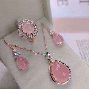 Luxe ingelegd kristal natuurlijke roze groene chalcedoon hanger ketting ring oorbellen set 3 delige sieraden set