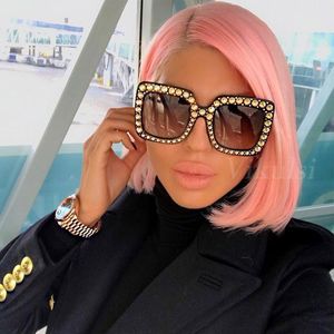 Luxe- Italie Marque Designer Surdimensionné Soleil Verre Femmes Chats Lunettes De Soleil Rétro Cristal Carré Cadre Dames Lunettes oculos 2018