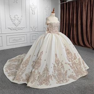 Luxe Ivoire Robe De Bal Quinceanera Robes Hors Épaule Mexicain Brillant Applique Dentelle Douce 16 Robes Robes De 15 Anos À Lacets