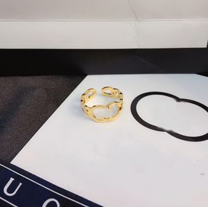 Luxe Sieraden Ontwerper Ringen Band Ringen Vrouwen Manchet Liefde Bruiloft Juiste Letters 18K Vergulde Roestvrij Stalen Ring Fijne Vinger Ring Groothandel