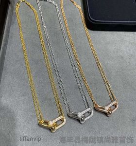 Luxe sieraden ontwerper T hanger kettingen hoge versie t familie dubbele ring semi-diamanten ketting vrouwelijke hoefijzer gesp dubbellaags kraag