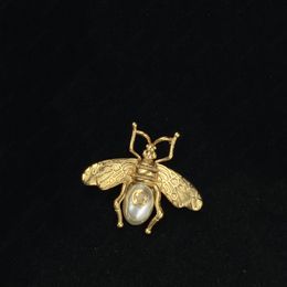Luxe sieraden Gold Pins Pearl Bee -broches