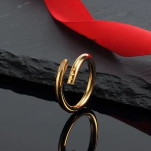 Luxe sieraden nagelring ontwerper ring sieraden dames s ring nagel titanium staal vergulde mode -accessoires nooit vervagen niet allergisch liefde ring cadeau