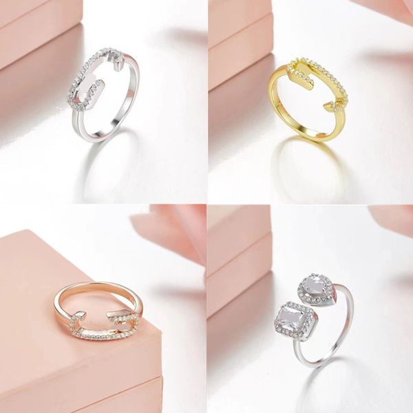 Serie de joyas de lujo 925 STERLING Silver Fashionable French Mesh Ring Sika Three Diamond Sliding Diamond Pendientes románticos Regalos de joyería de joyería