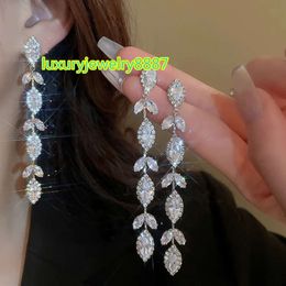 Bijoux de luxe brillant feuille de zircone longues boucles d'oreilles pour les femmes fête de mariage cristal Pendientes Mujer