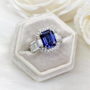 Luxe sieraden Wedding Rings 925 Sterling Silver Princess Cut Blue Sapphire CZ Diamond Moissanite Party Dames Betrokkenheid Bridal RI239H