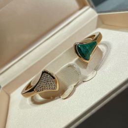 Luxe sieraden dames Italiaanse merk armband natuurlijke pauw groen waaiervormige jurk armband ontwerper ingelegd vakmanschap mode elegant en prachtig oogverblindend